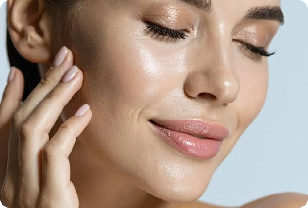 Gently reduces facial hair for smoother skin.