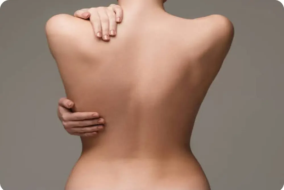 Reduces unwanted hair across the entire back.